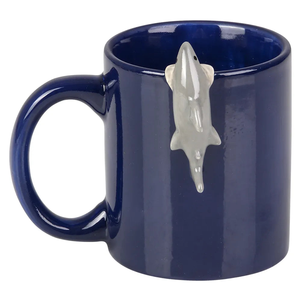 115oz-hanging-great-white-shark-mug-615001_114922